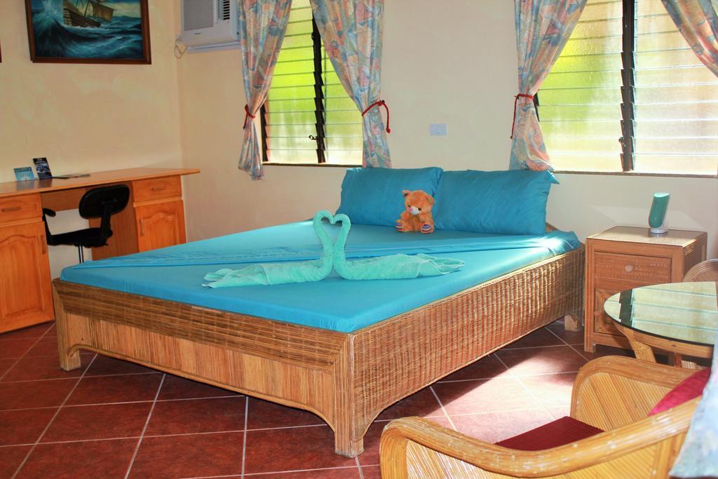 Aqua-Landia Resort Dauin Extérieur photo