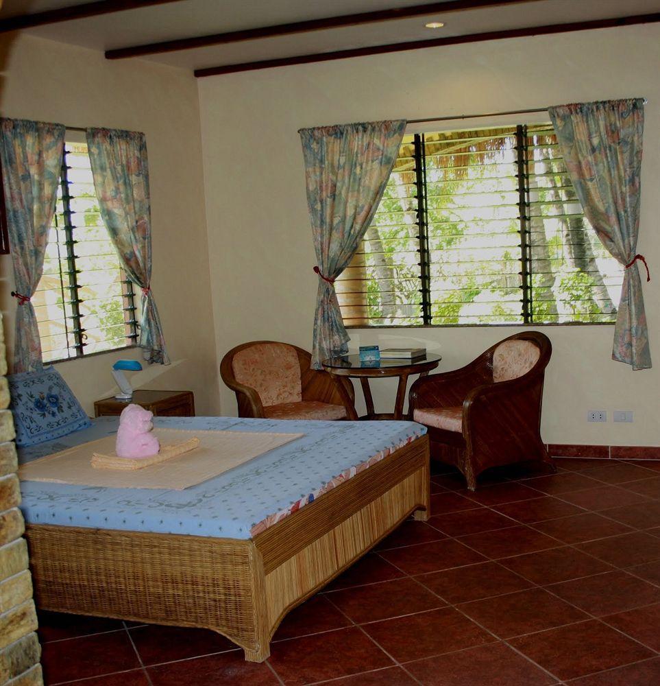 Aqua-Landia Resort Dauin Extérieur photo