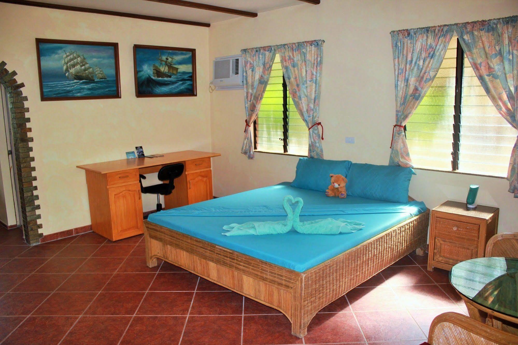 Aqua-Landia Resort Dauin Extérieur photo