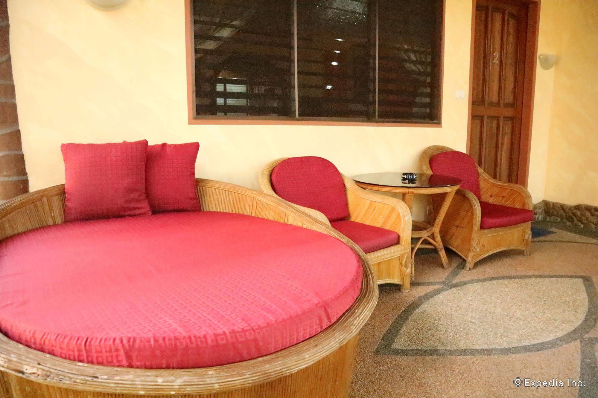 Aqua-Landia Resort Dauin Extérieur photo